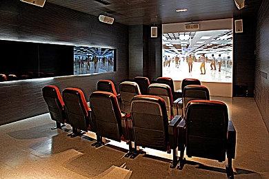 《最终幻想7：重生》新宣传片公布：接近故事的核心